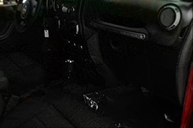 Jeep Wrangler 2011 photo 1