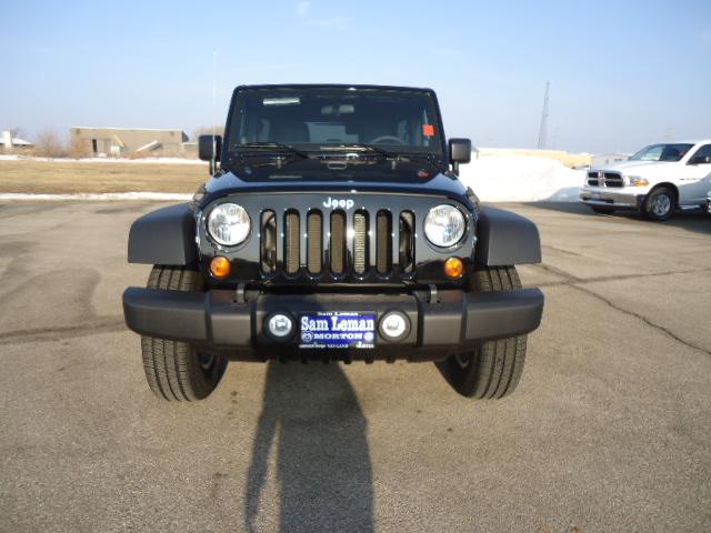 Jeep Wrangler 2011 photo 4