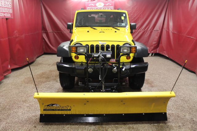 Jeep Wrangler 2011 photo 2