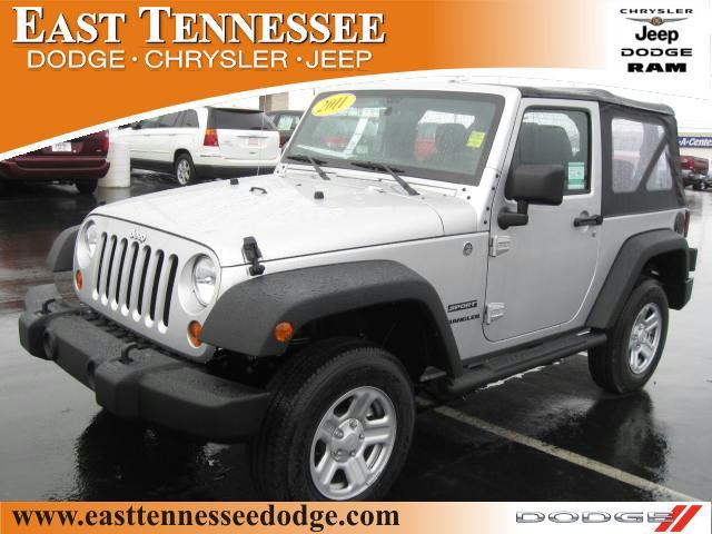 Jeep Wrangler 2011 photo 2