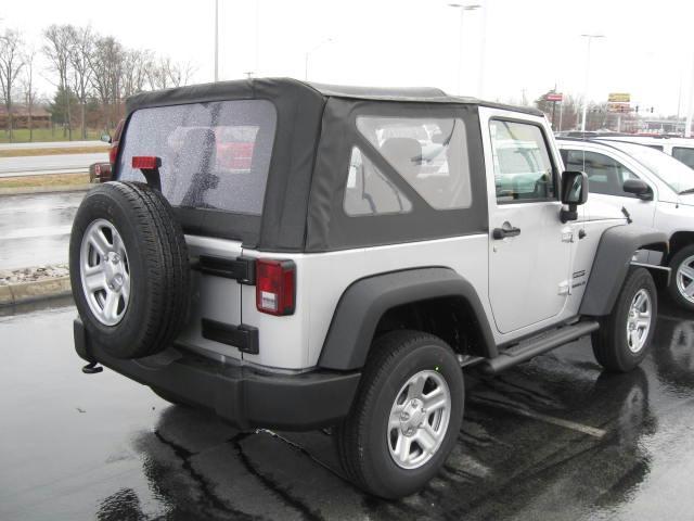 Jeep Wrangler 2011 photo 3
