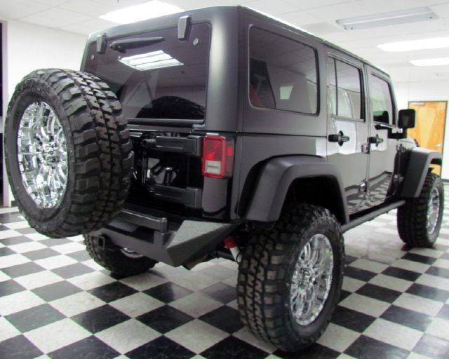 Jeep Wrangler 2011 photo 1
