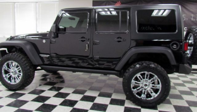 Jeep Wrangler 2011 photo 3