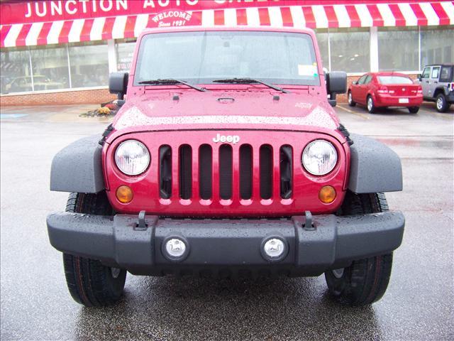 Jeep Wrangler 2011 photo 4