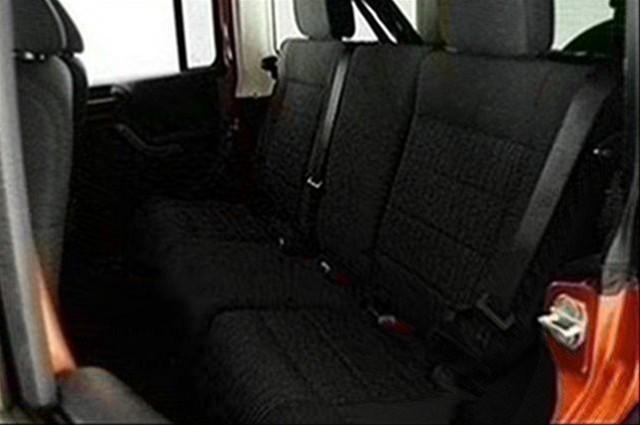 Jeep Wrangler 2011 photo 4