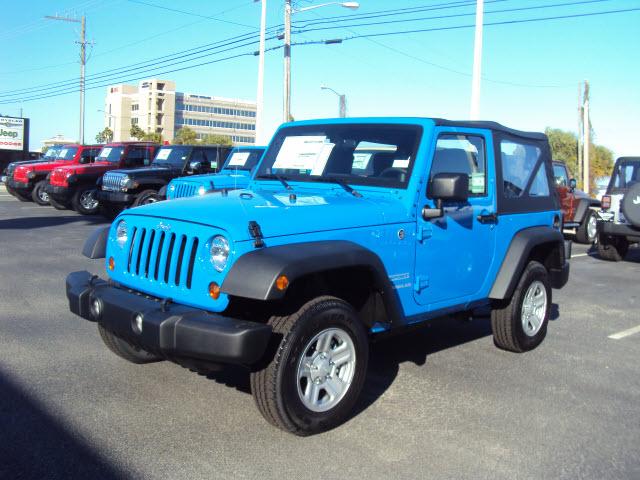 Jeep Wrangler 2011 photo 1