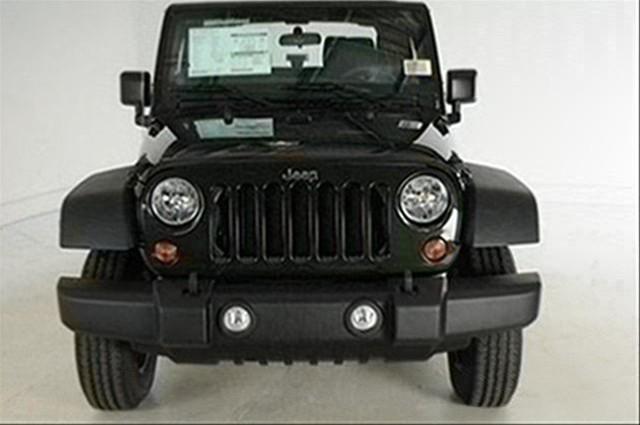 Jeep Wrangler 2011 photo 4