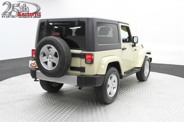 Jeep Wrangler 2011 photo 2