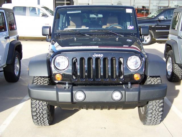 Jeep Wrangler 2011 photo 1