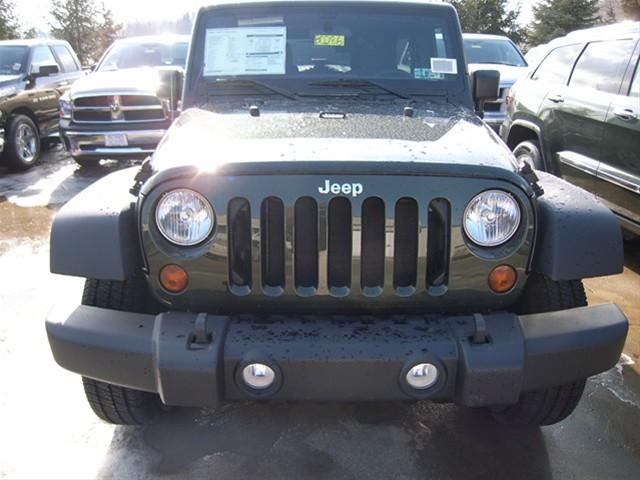 Jeep Wrangler 2011 photo 1
