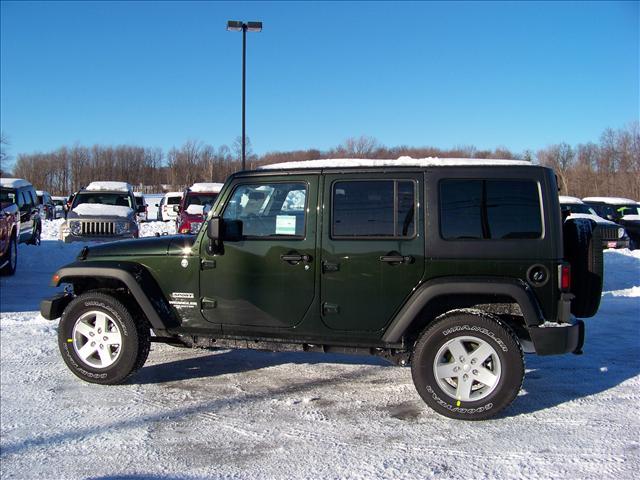 Jeep Wrangler 2011 photo 1