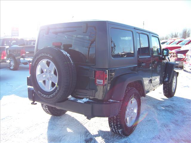 Jeep Wrangler 2011 photo 2