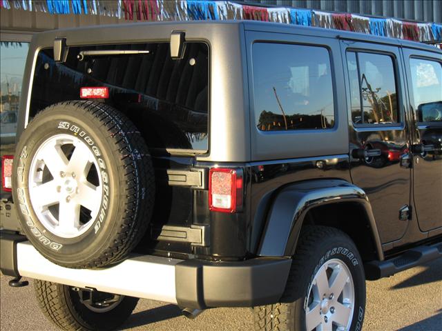 Jeep Wrangler HB Manual SPEC (natl) Sport Utility
