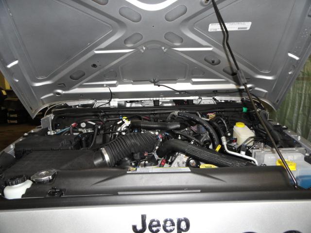 Jeep Wrangler 2011 photo 3