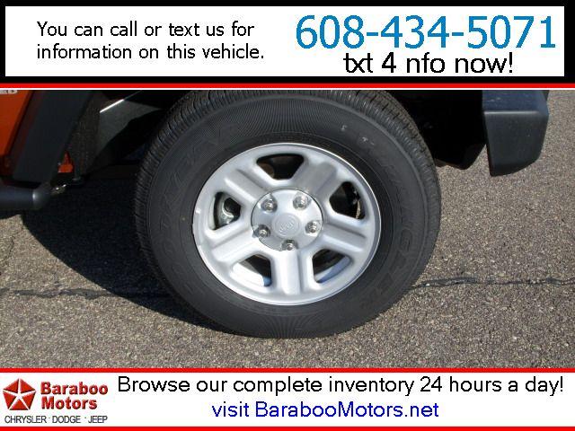 Jeep Wrangler 2011 photo 3