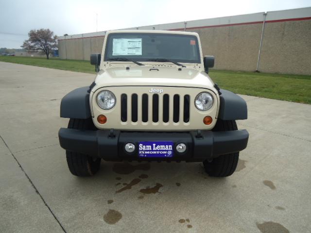 Jeep Wrangler 2011 photo 4