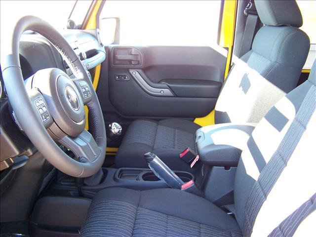 Jeep Wrangler 2011 photo 5