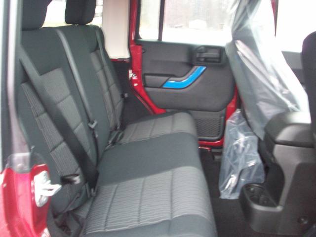 Jeep Wrangler 2011 photo 4