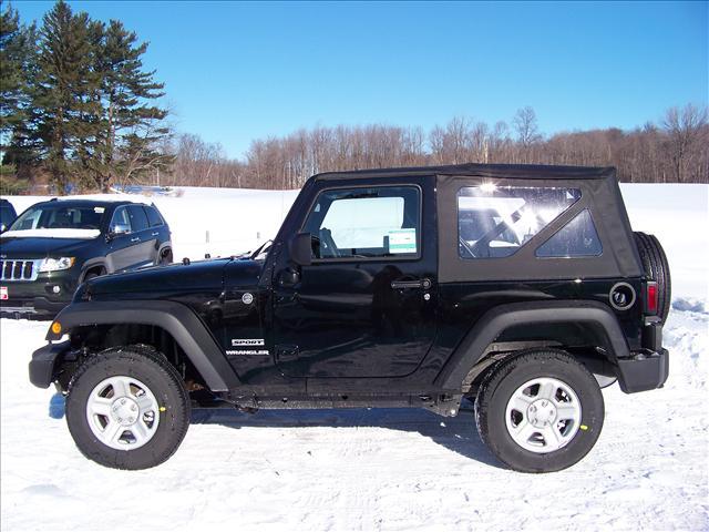 Jeep Wrangler 2011 photo 1