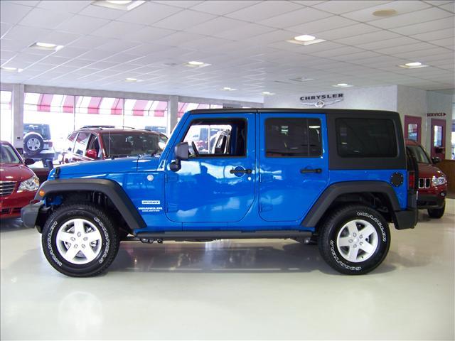 Jeep Wrangler 2011 photo 1