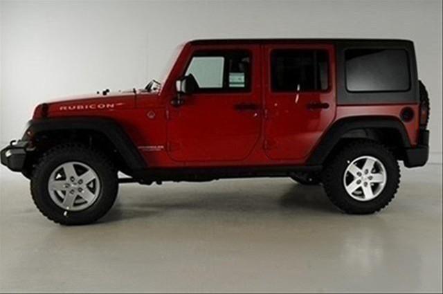 Jeep Wrangler 2011 photo 3