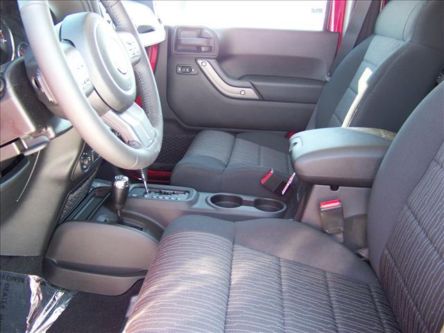 Jeep Wrangler 2011 photo 5