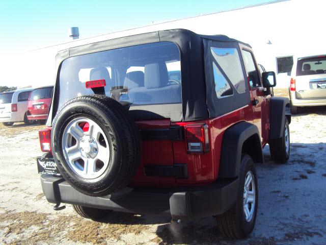 Jeep Wrangler 2011 photo 1
