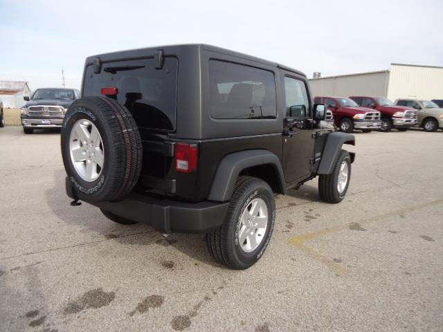 Jeep Wrangler 2011 photo 1
