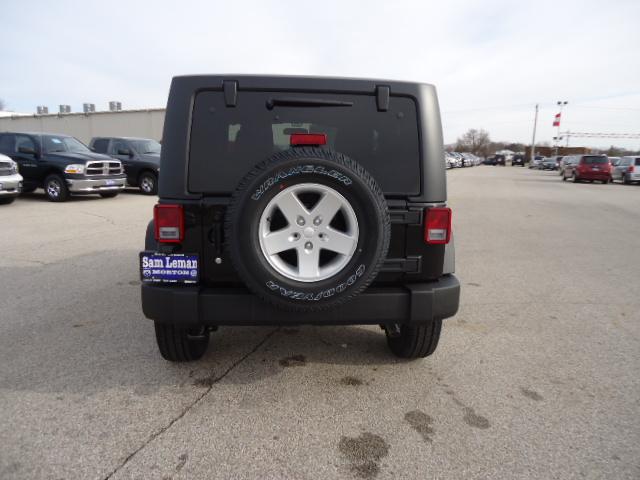 Jeep Wrangler 2011 photo 5