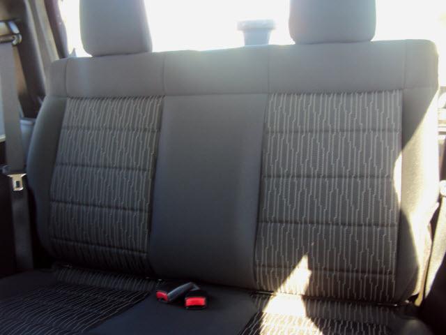 Jeep Wrangler 2011 photo 4