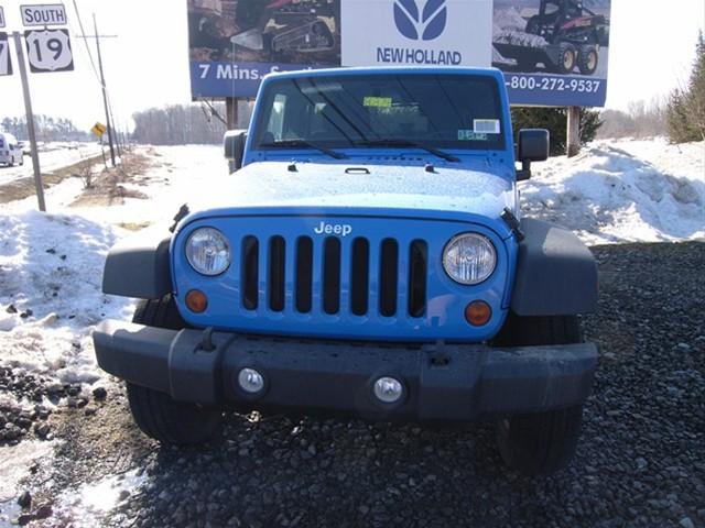 Jeep Wrangler 2011 photo 1