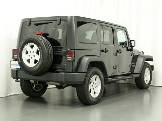 Jeep Wrangler 2012 photo 1