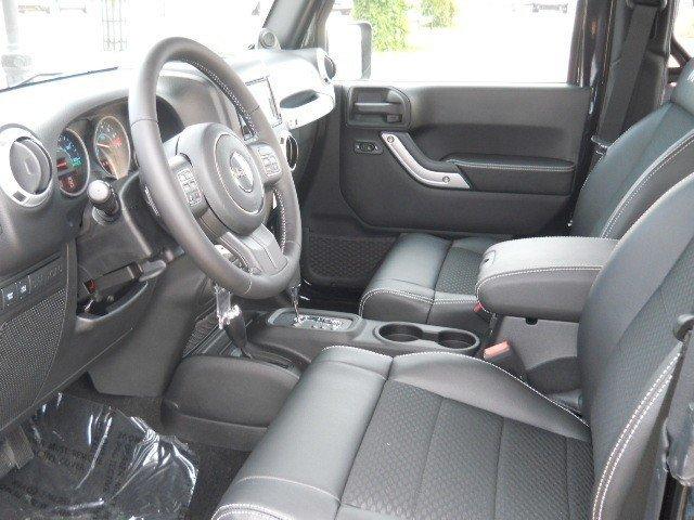 Jeep Wrangler 2012 photo 3