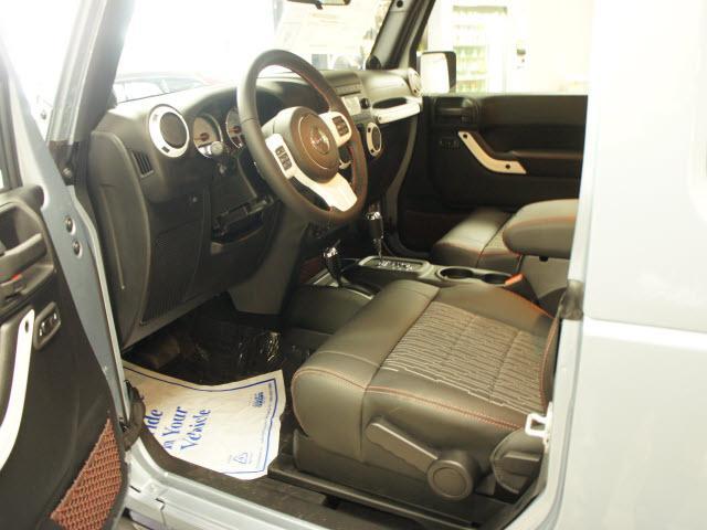 Jeep Wrangler 2012 photo 1