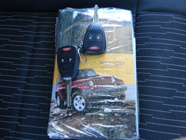 Jeep Wrangler 2012 photo 15