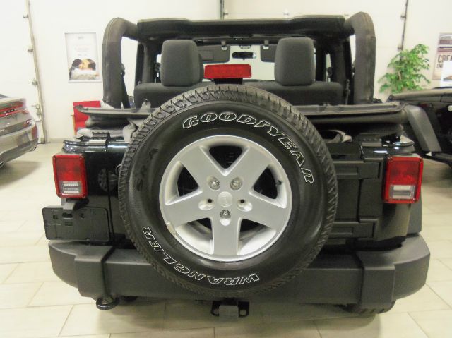 Jeep Wrangler 2012 photo 6