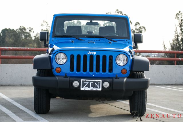 Jeep Wrangler 2012 photo 4