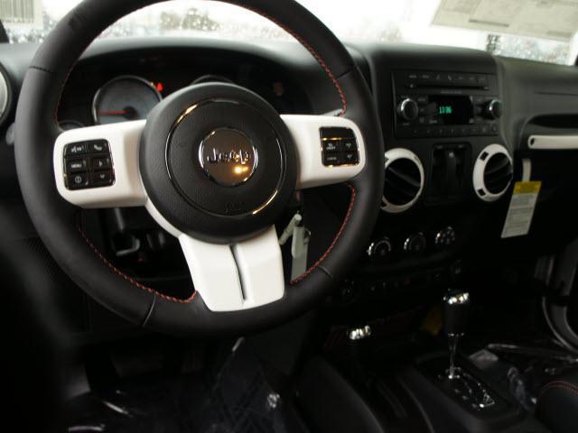 Jeep Wrangler 2012 photo 5
