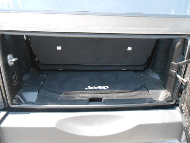 Jeep Wrangler 2012 photo 2