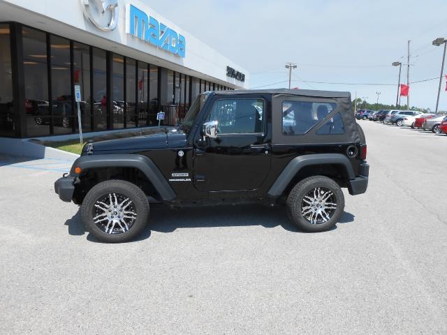 Jeep Wrangler 2012 photo 8