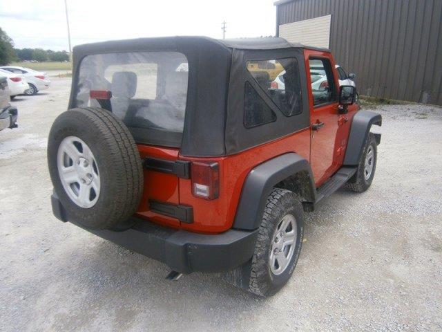 Jeep Wrangler 2012 photo 2