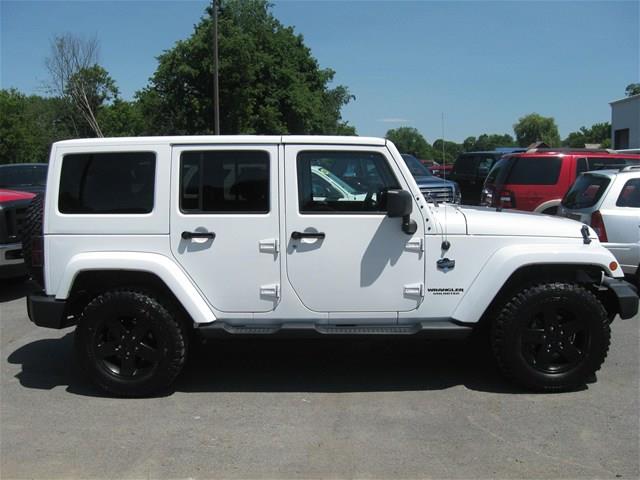 Jeep Wrangler 2012 photo 1