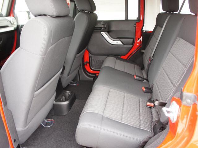 Jeep Wrangler 2012 photo 3