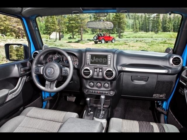 Jeep Wrangler 2012 photo 0