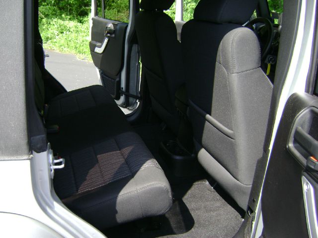 Jeep Wrangler 2012 photo 8
