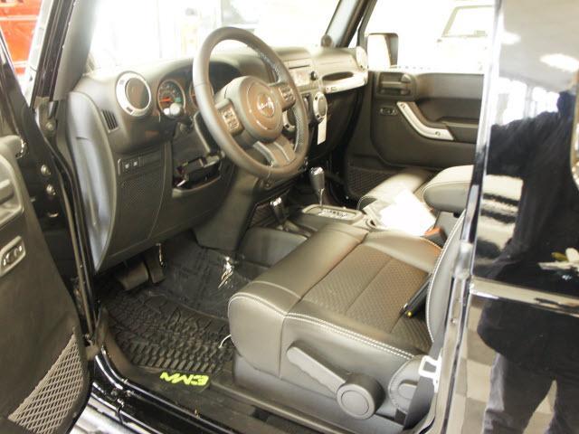 Jeep Wrangler 2012 photo 2