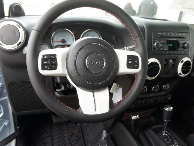 Jeep Wrangler 2012 photo 4