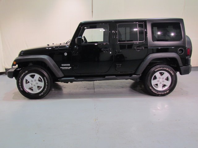 Jeep Wrangler 2012 photo 3