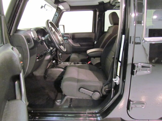 Jeep Wrangler 2012 photo 4