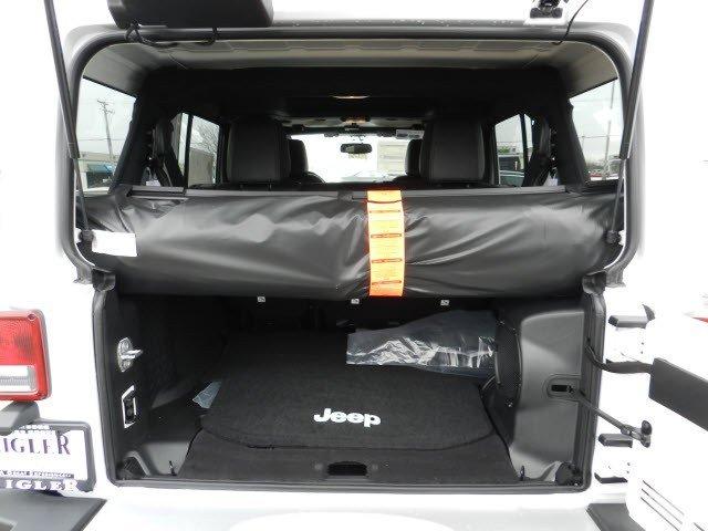 Jeep Wrangler HB Manual SPEC (natl) SUV